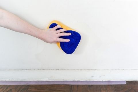 Wipe off stains with vinegar