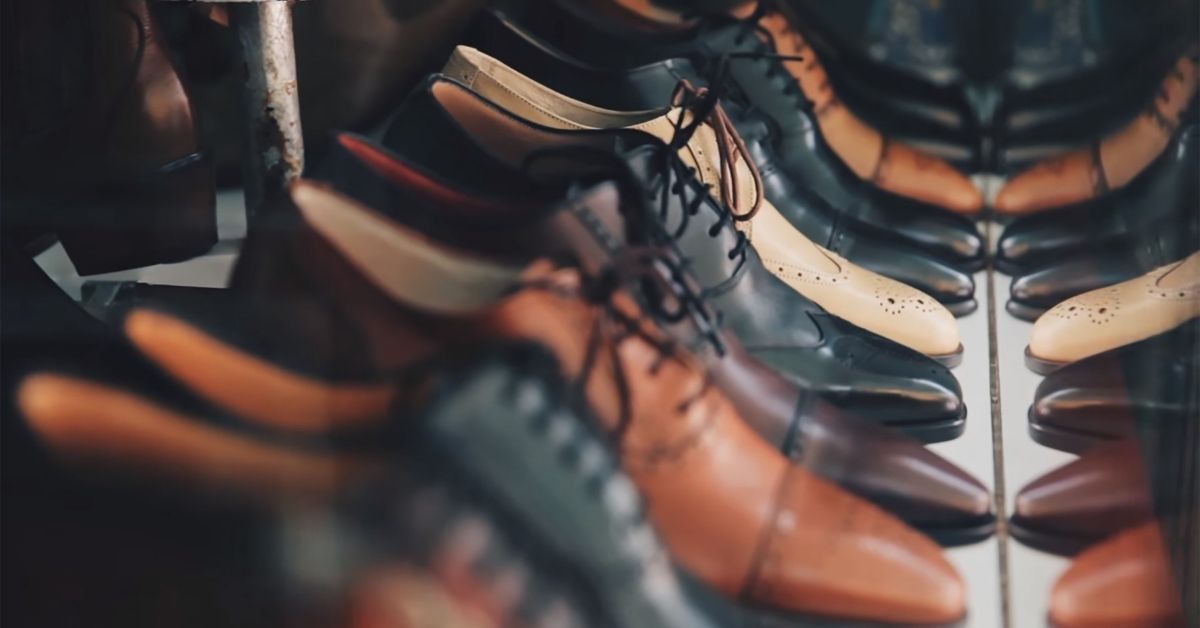 How to clean leather shoes effectively?