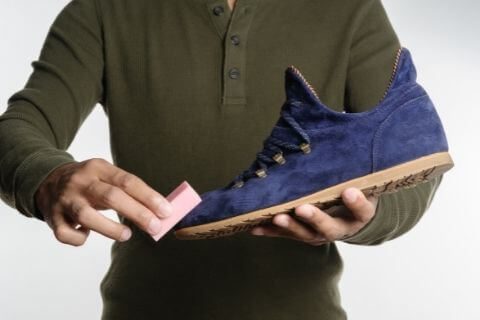 How to clean leather shoes with magic eraser