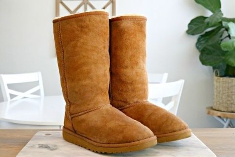 How to clean ugg boots at home prepare these tools