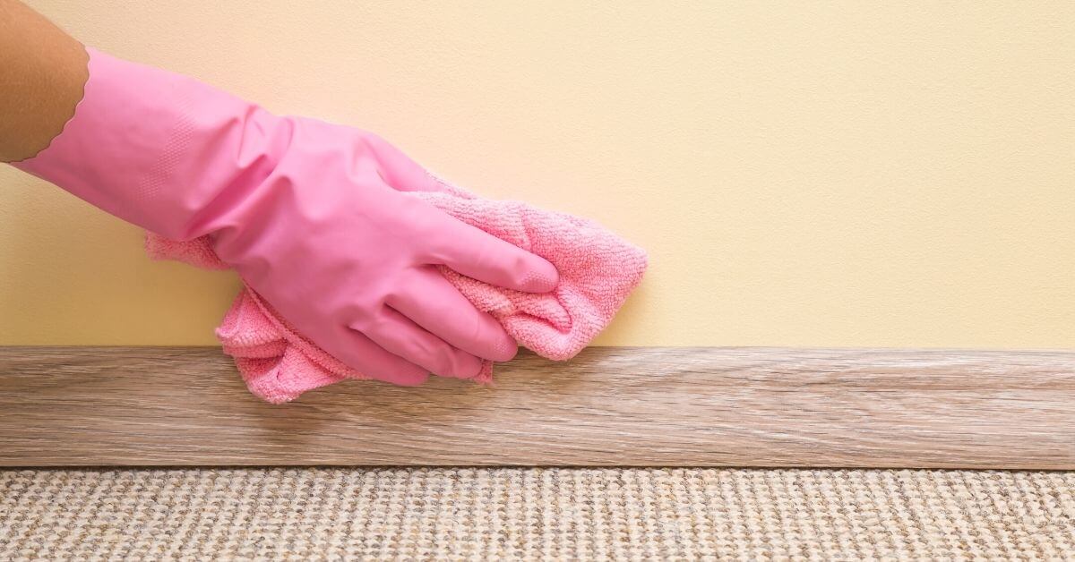 clean-baseboards-hack