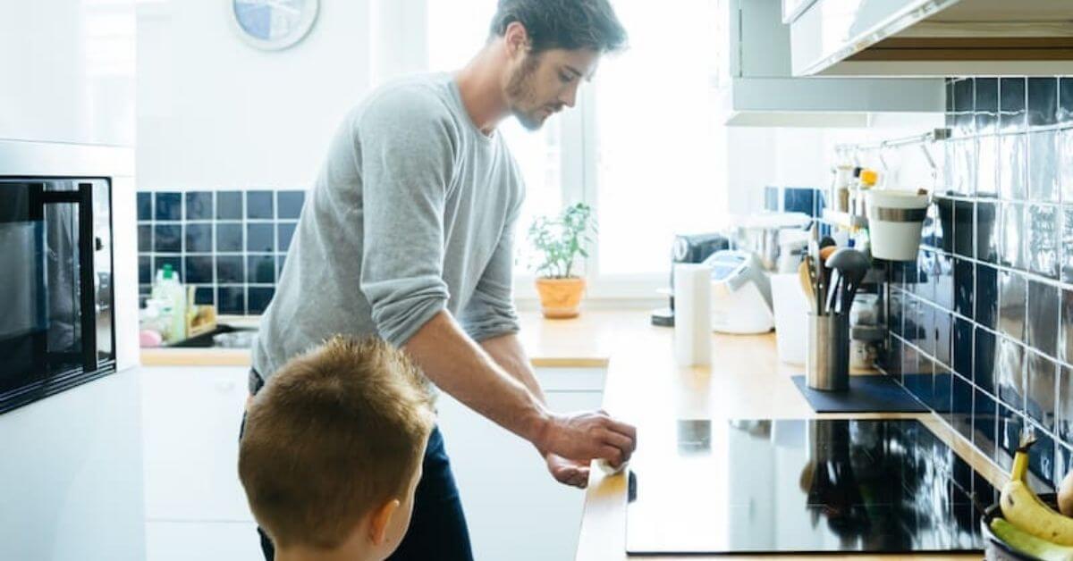 How-to-clean-a-stovetop-properly