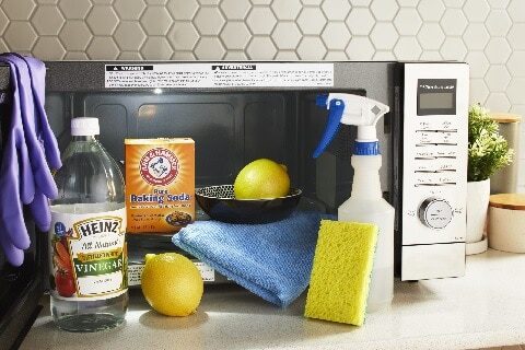 microwave-cleaning-tricks-using-common-household-items