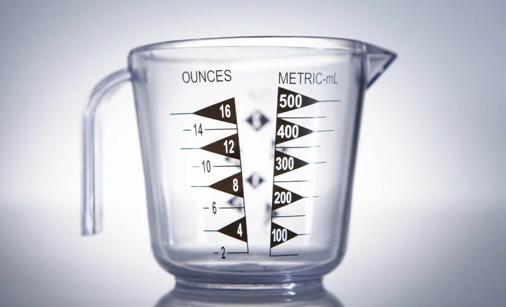 Bleach to water ratio for spray bottle Sparkling and Beyond