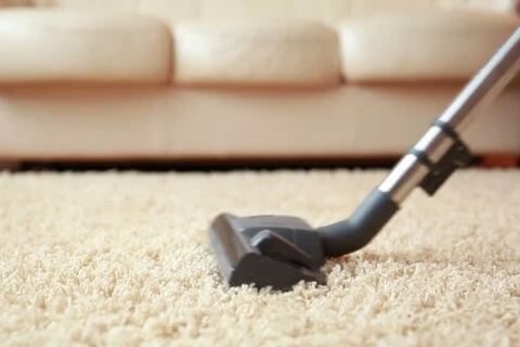 Maintain-your-carpet-by-vacuum-cleaning-frequently