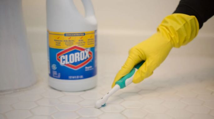 Clean the ceramic tiles with Chlorine Bleach