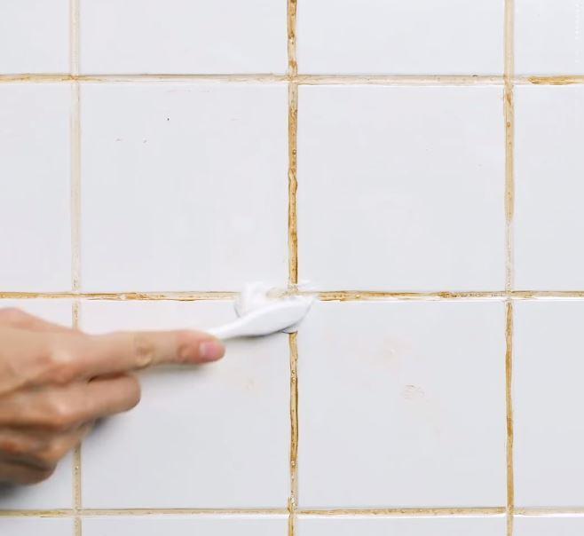 how-to-remove-stain-and-grout-from-bathroom-tiles