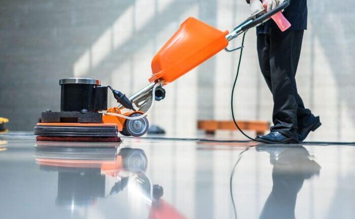 Outsourcing a cleaning service can reduce your burden and free up your time (Source: Internet)