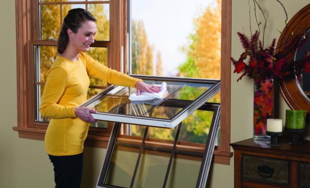 Cleaning the double-hung window