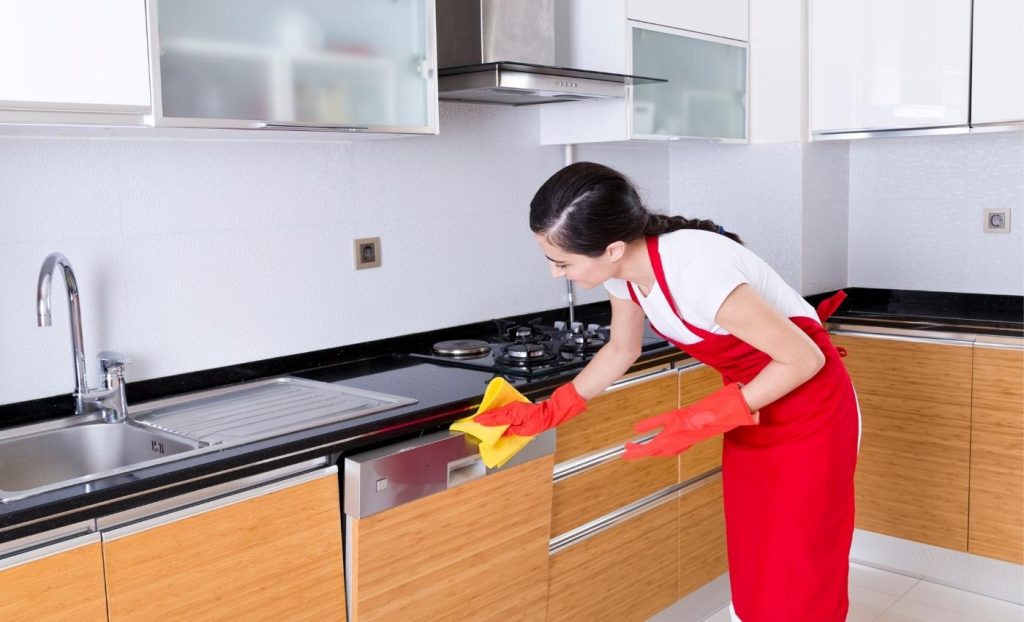 Add a reminder to clean dishwasher regularly