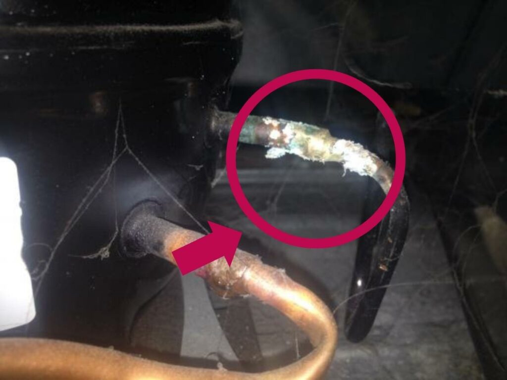 Freon leak in the fridge (Source: Internet) 