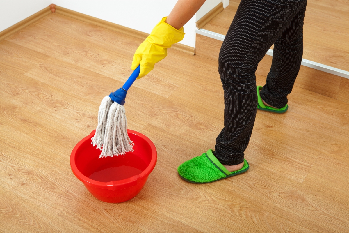 There are multiple ways to clean vinyl floors