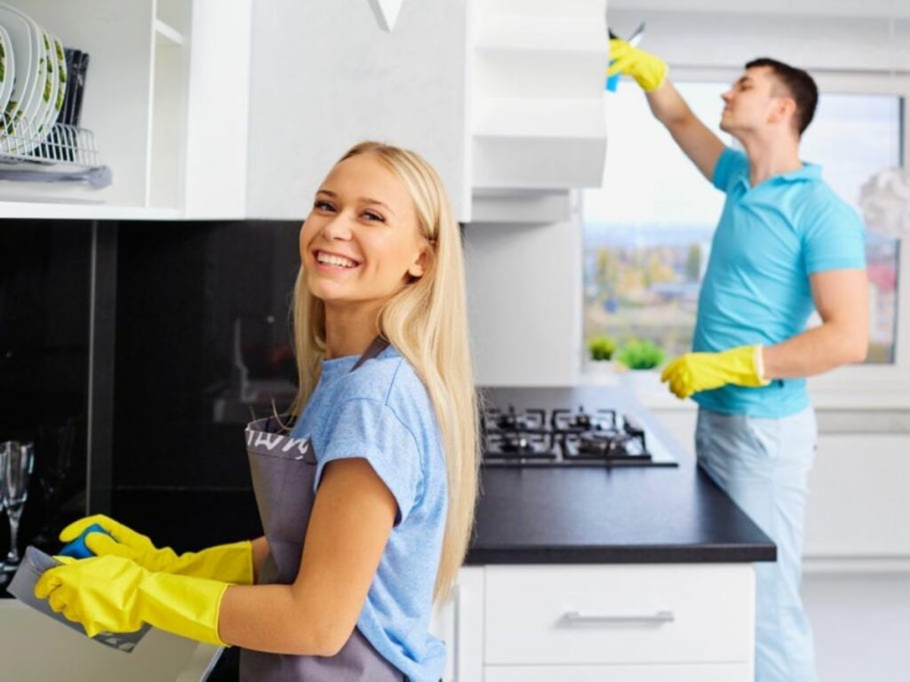 deep-cleaning-and-regular-cleaning