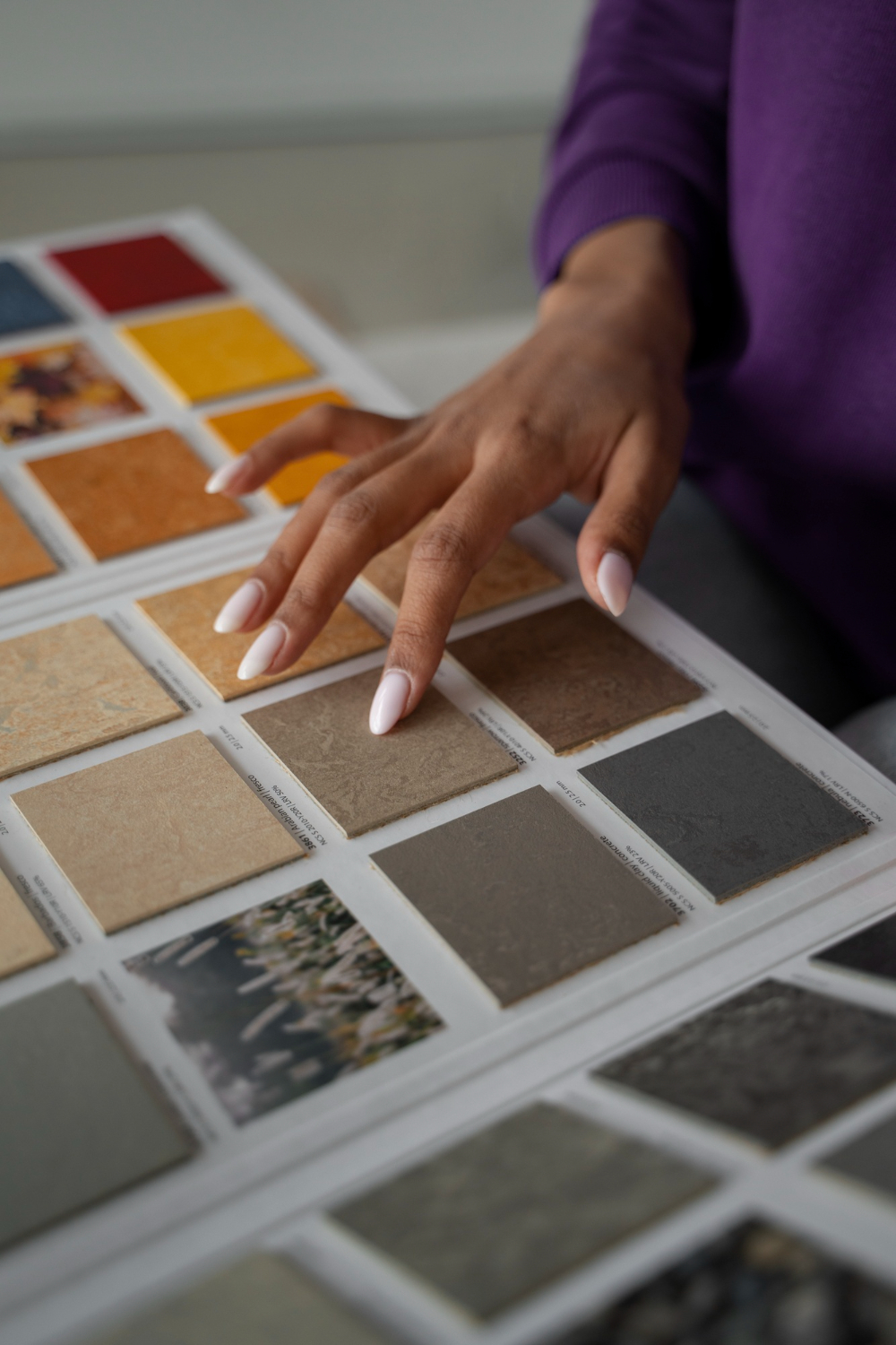 What Color Grout to Use with White Tile