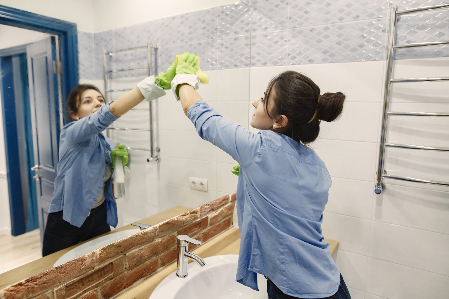 Cleaning bathroom